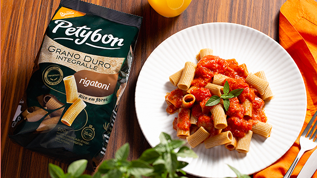 Rigatoni integral ao sugo