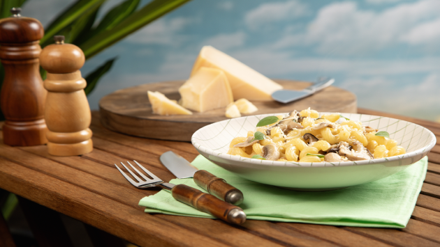 Cavatappi com cogumelos trufados